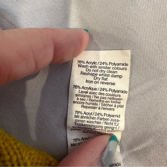 Boohoo (M) Chunky Cropped Sweater Lgr Neck Fall Golden Yellow Size Small - Picture 12 of 16